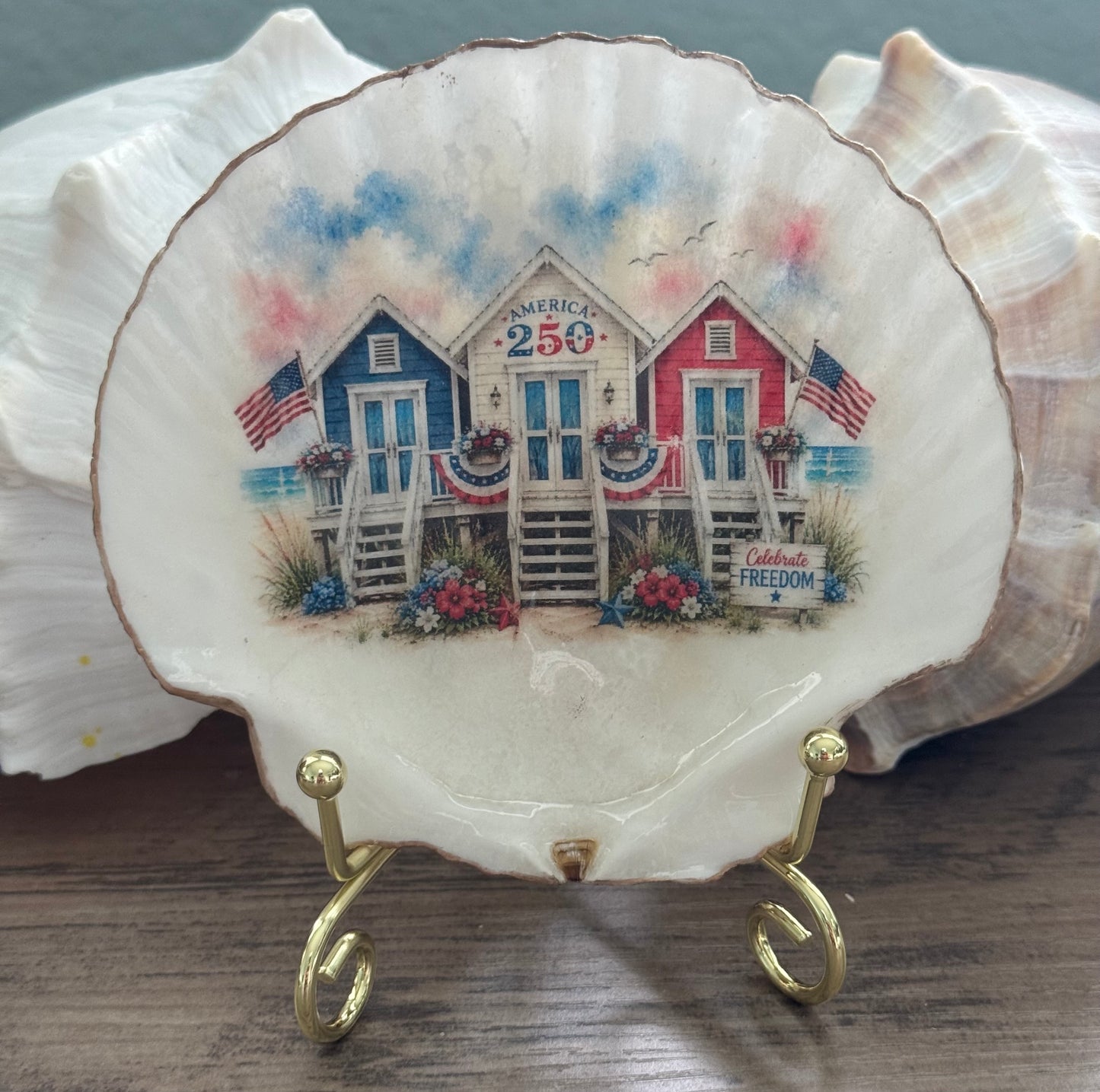Seaside Cottage Shell