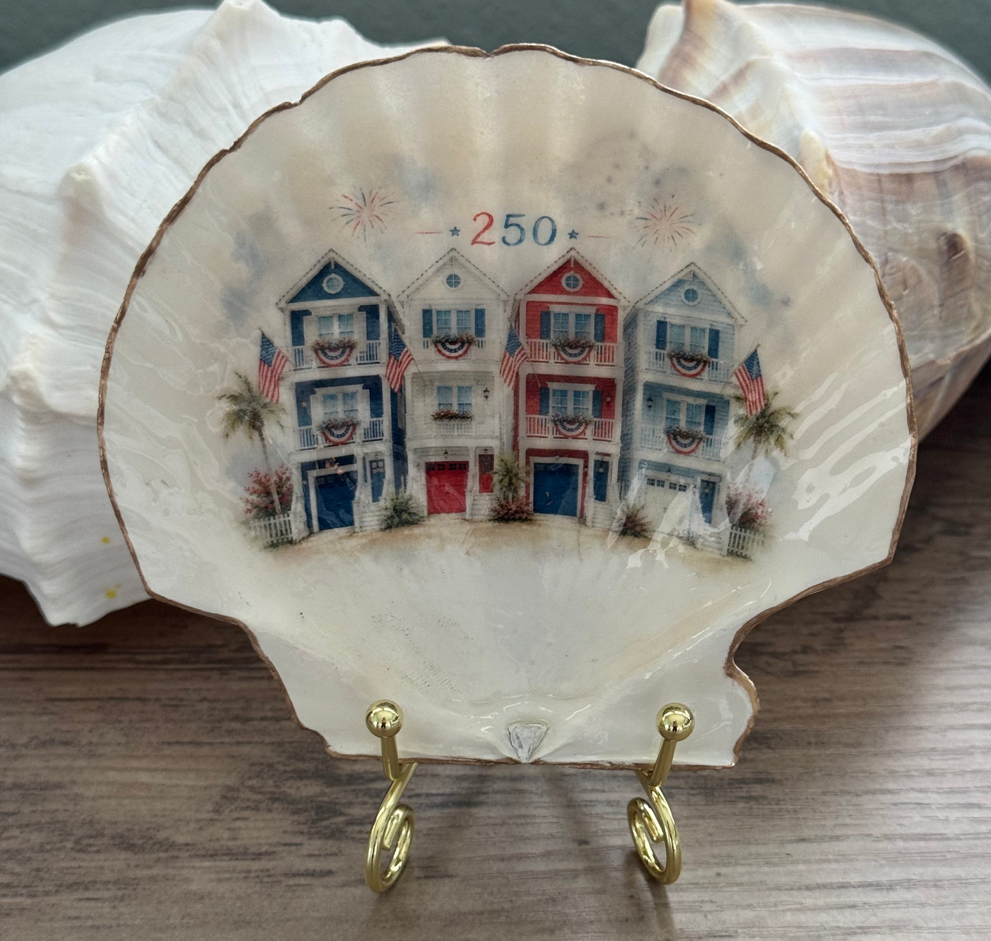 Seaside Cottage Shell