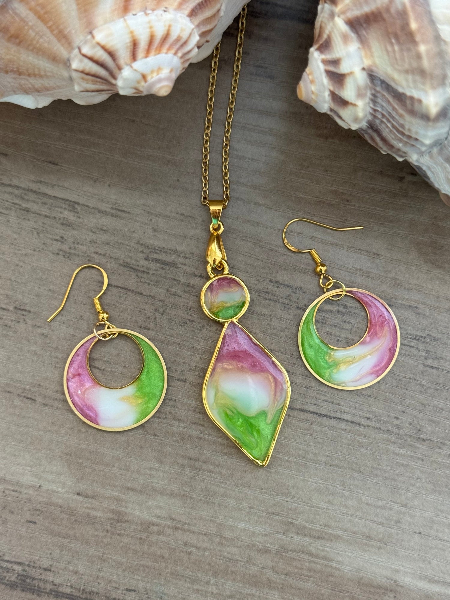 Tropical Whisper Collection
