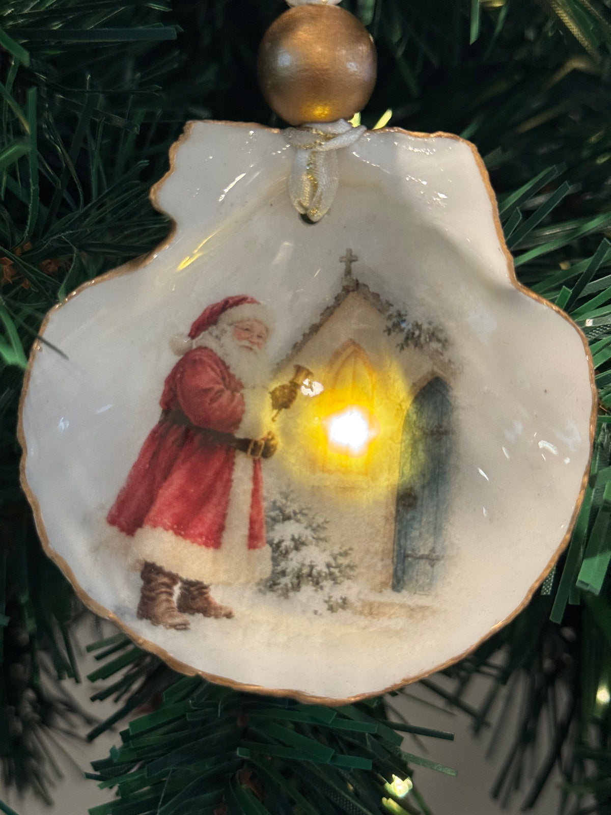 Santa Christmas Glow Lighted Shells
