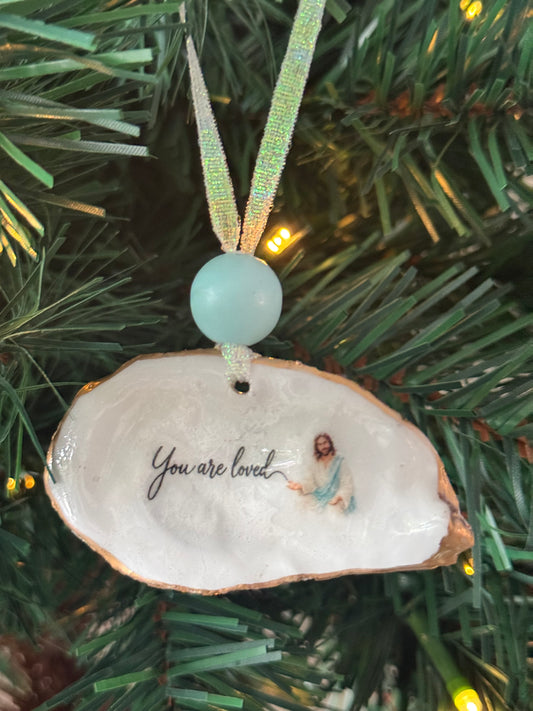 Words of Hope Shell Ornament