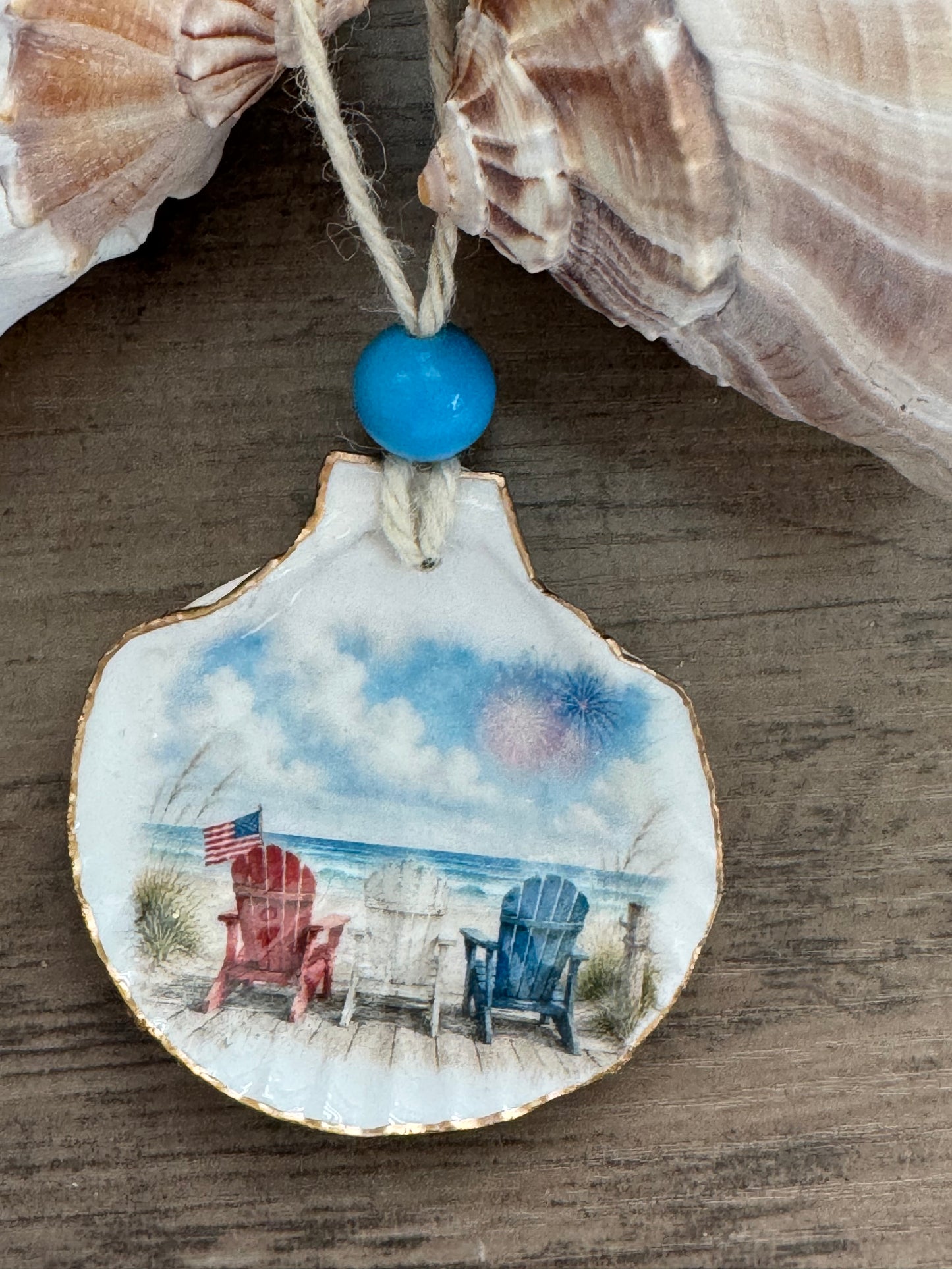 Coastal Americana Shell Ornament