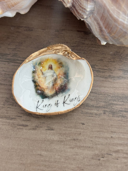 Quahog Clam Shell Trinket Tray