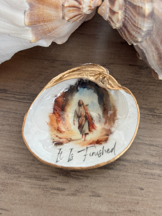 Quahog Clam Shell Trinket Tray