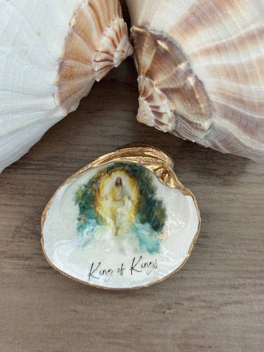 Quahog Clam Shell Trinket Tray
