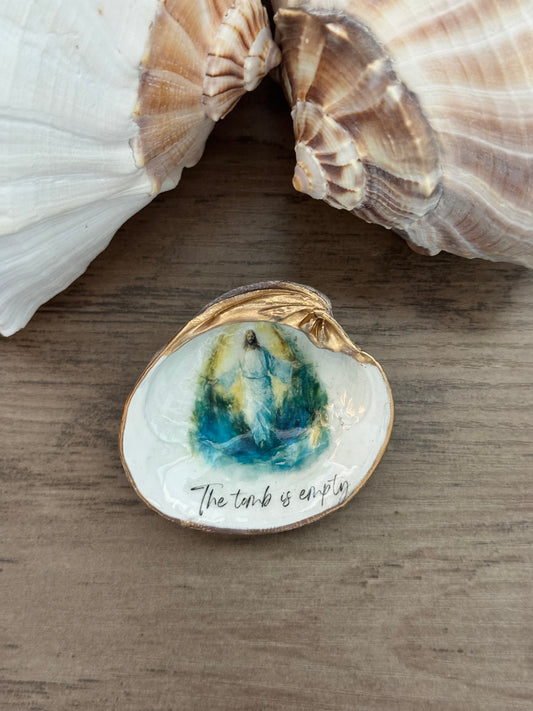 Quahog Clam Shell Trinket Tray