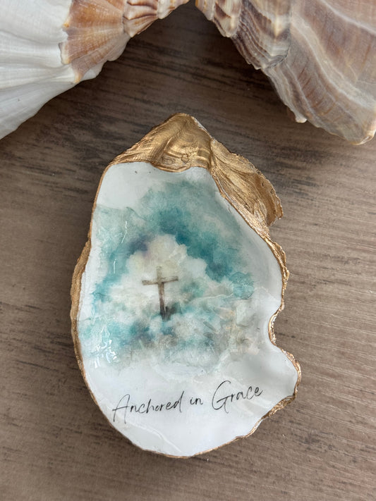 Living Hope Cross Shell