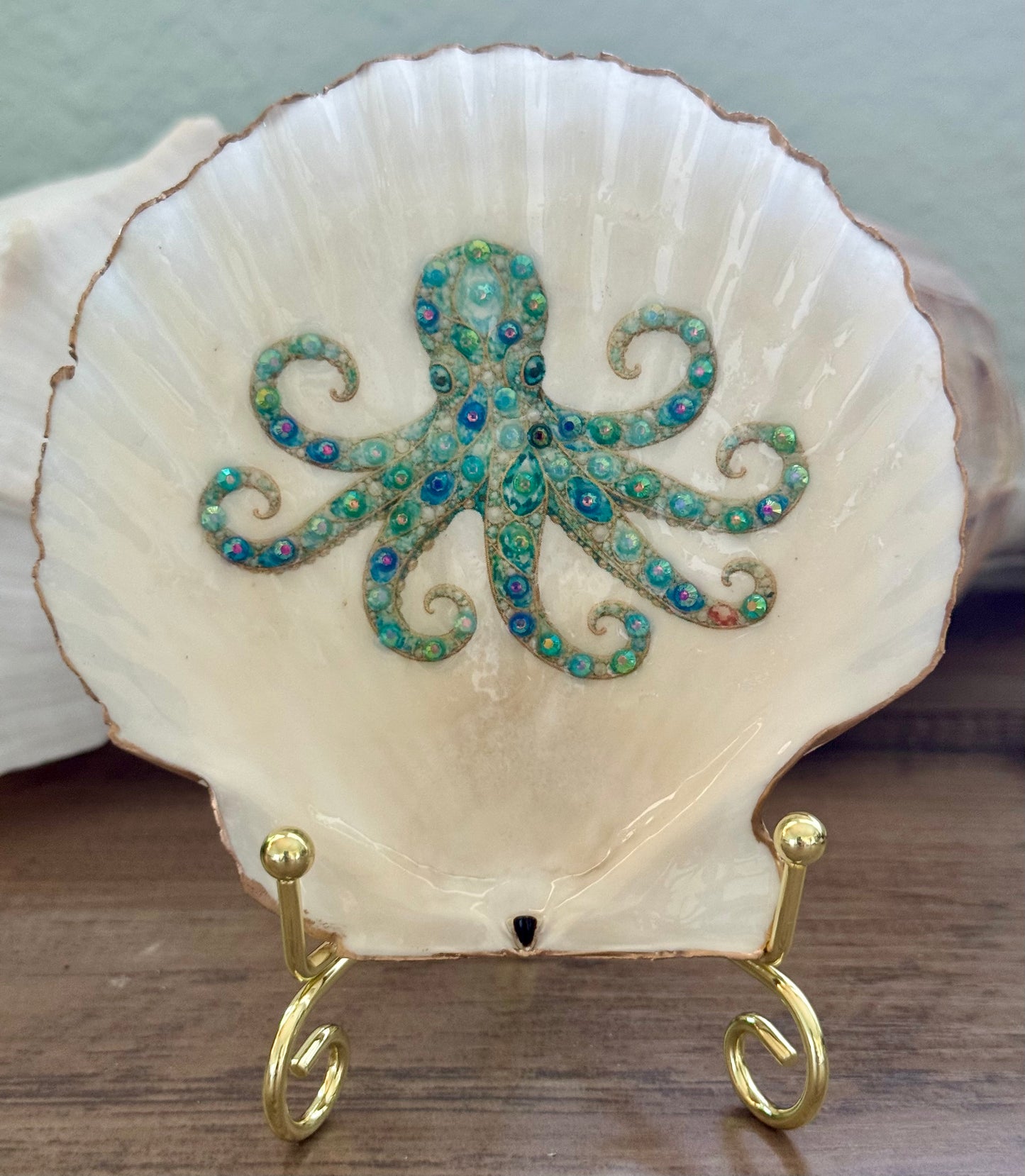 Jeweled Tides Scallop Shell