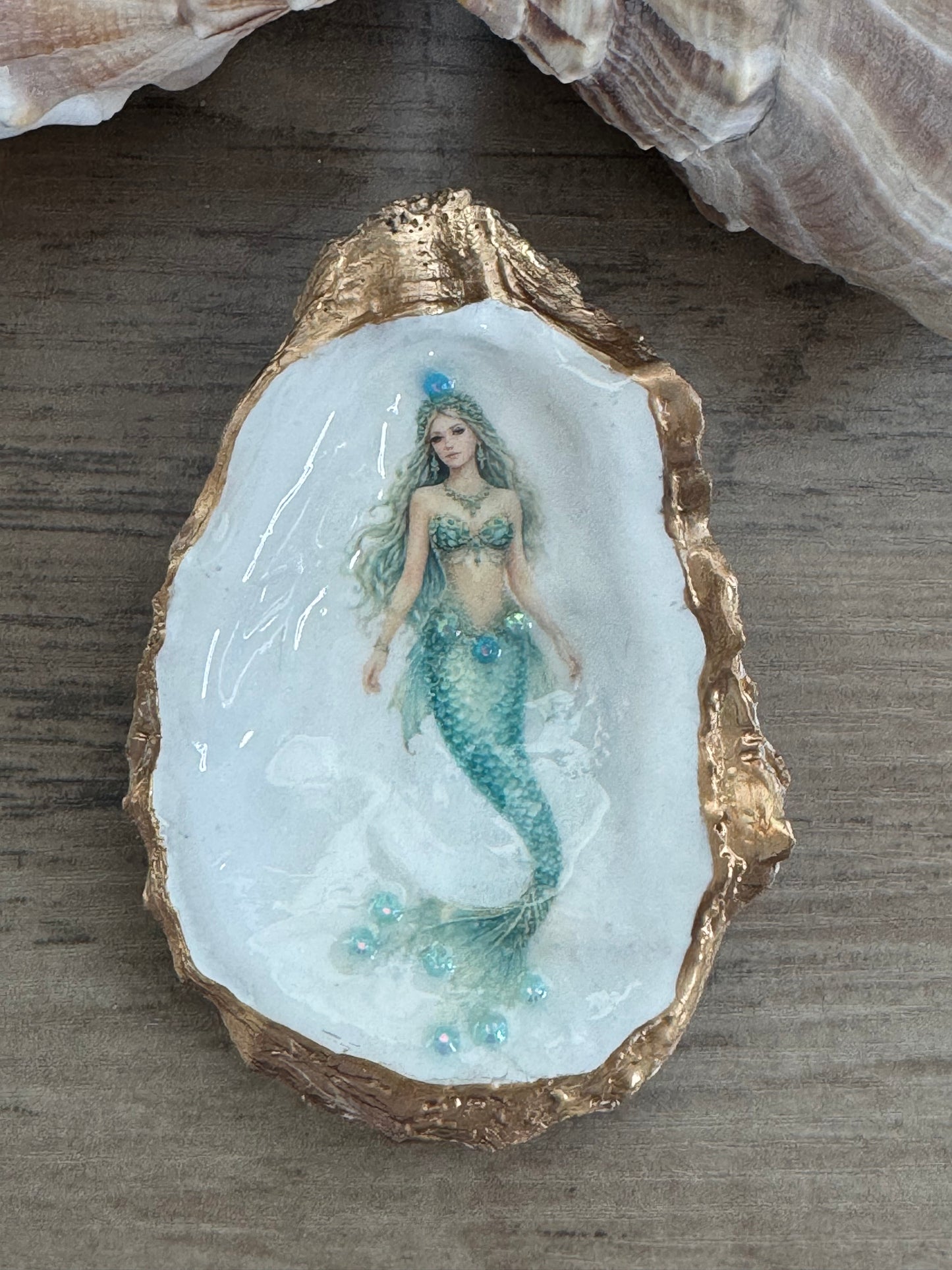Jeweled Tides Oyster Shell