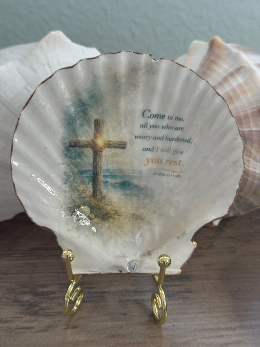 Living Hope Scallop Shell