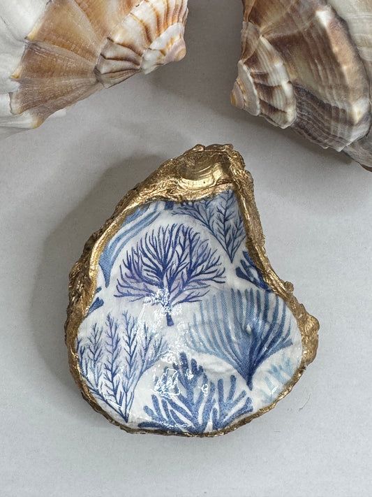 Decoupage Oyster Shell