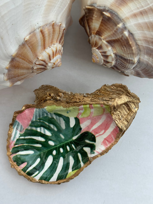 Decoupage Oyster Shell