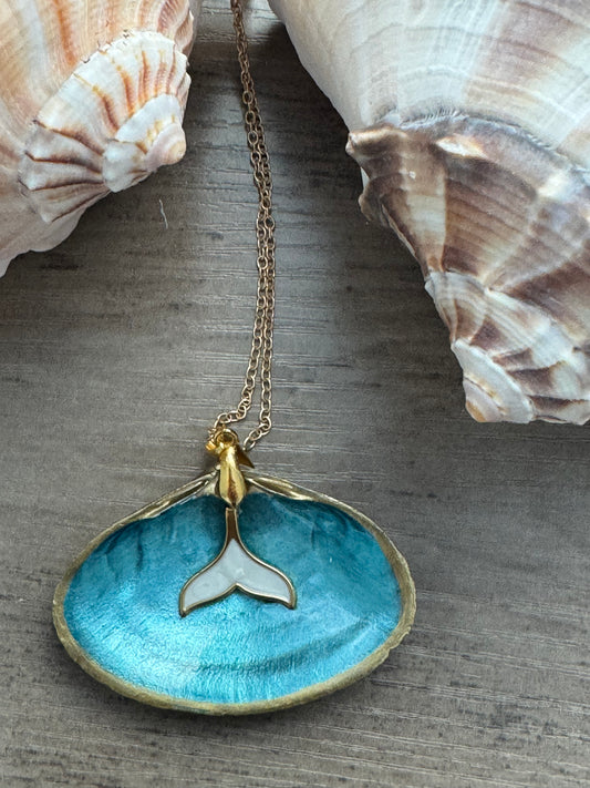 Coastal Treasures Shell Necklace