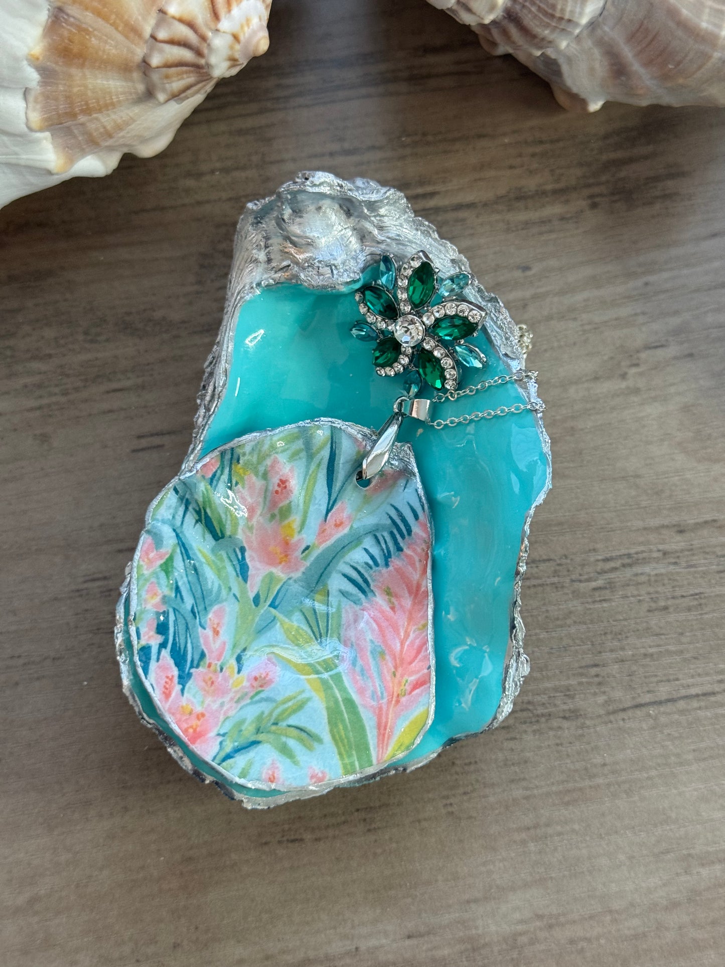 Seaside Expressions Trinket Tray With Necklace